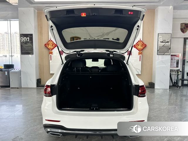 Mercedes-Benz GLC 2021 Белый из Китая, фото 2