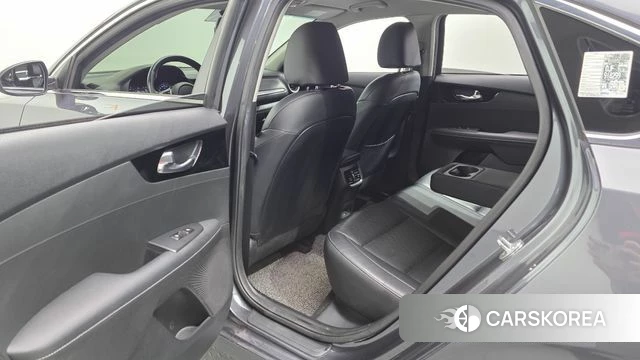 Kia The New K3 2nd generation 2021 Серый из Кореи, фото 2