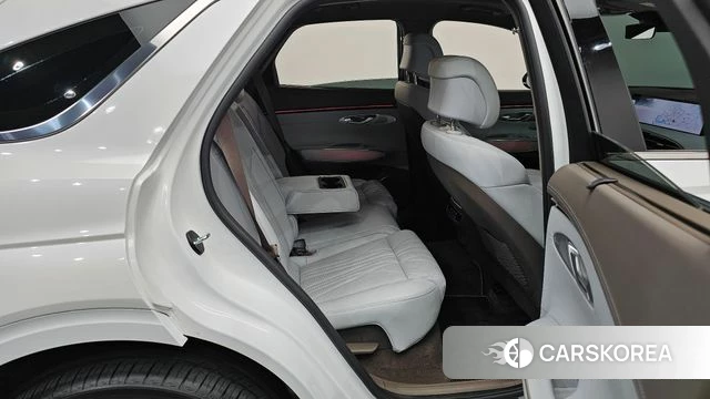 Genesis GV70 2025 Белый из Кореи, фото 2