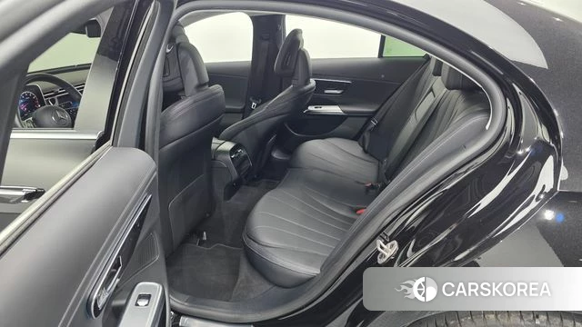 Mercedes-Benz E-Class W214 2024 Черный из Кореи, фото 2