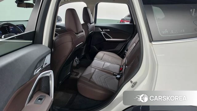 BMW X1 (U11) 2024 Белый из Кореи, фото 2