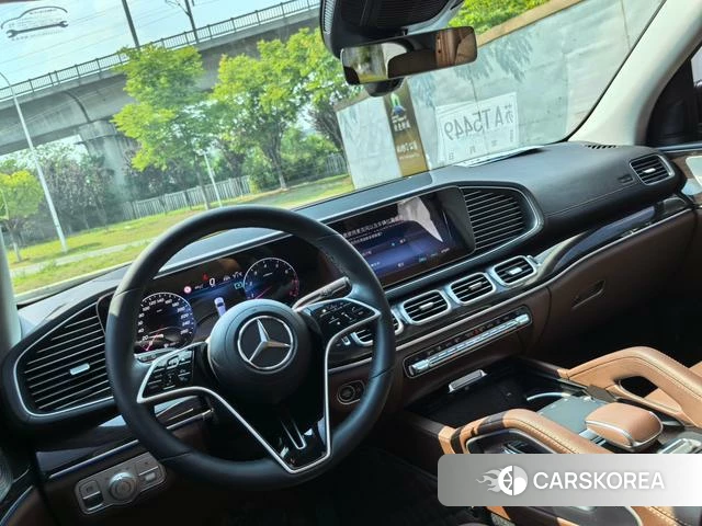 Mercedes-Benz GLE 2024 Черный из Китая, фото 2