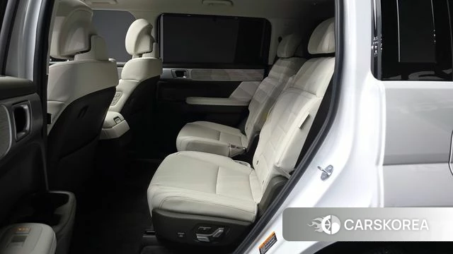 Hyundai Santa Fe (MX5) 2024 Белый из Кореи, фото 2