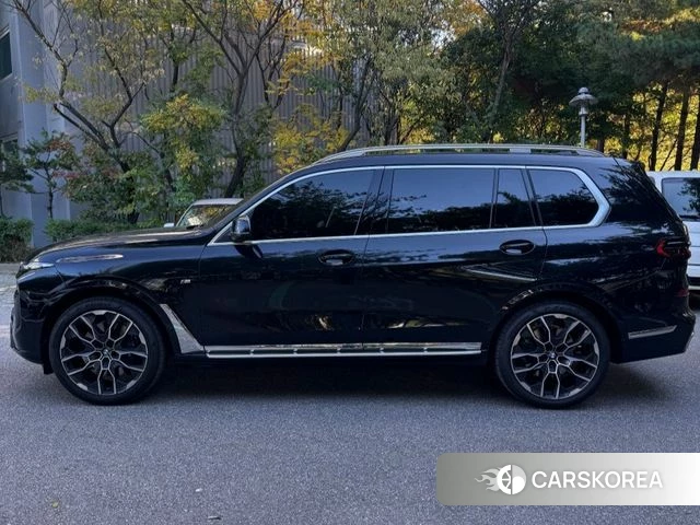 BMW X7 (G07) 2026 Черный из Кореи, фото 2