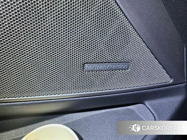 BMW 3 Series (G20) 2019 Черный из Кореи, фото 2