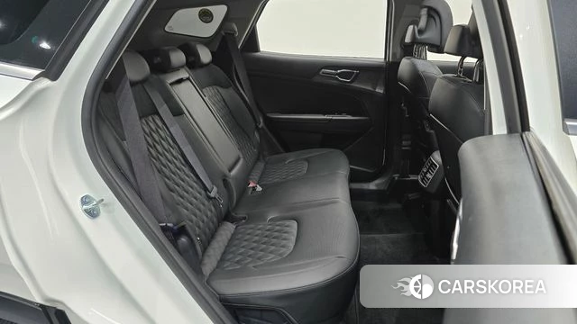Kia Sportage 5th Generation 2023 Белый из Кореи, фото 2