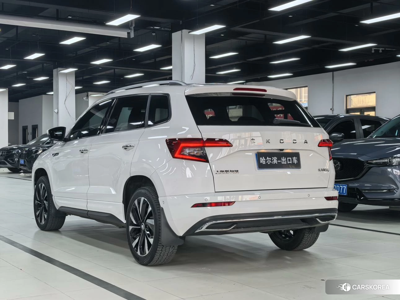 Skoda Karoq 2022 Белый из Китая, фото 2