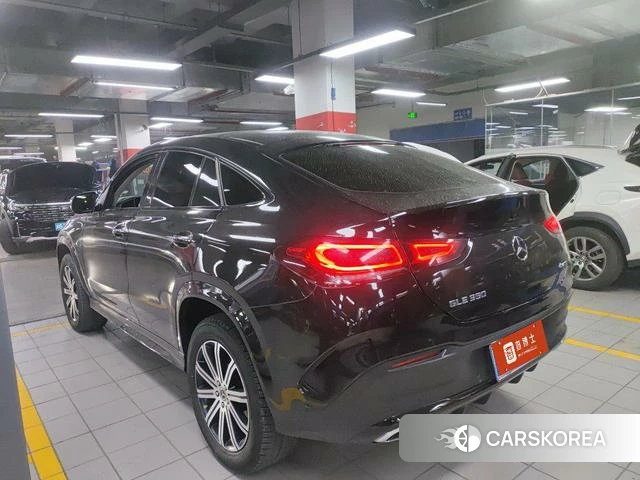 Mercedes-Benz GLE 2023 Черный из Китая, фото 2