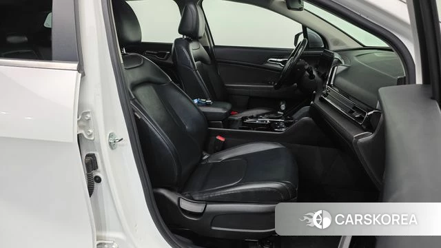 Kia Sportage 5th Generation 2022 Белый из Кореи, фото 2