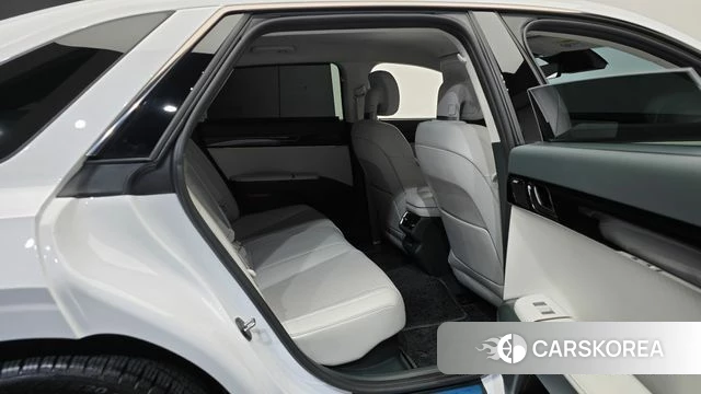 Hyundai Grandeur Hybrid (GN7) 2024 Белый из Кореи, фото 2