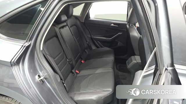 Volkswagen 7th Generation of Jetta 2021 Серый из Кореи, фото 2