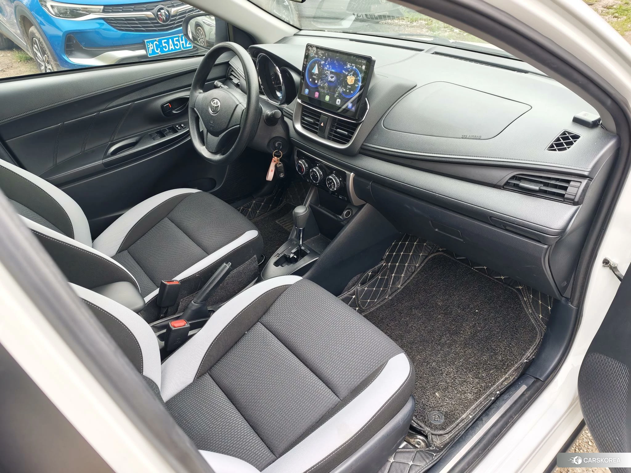 Toyota Yaris L 2021 Белый из Китая, фото 2