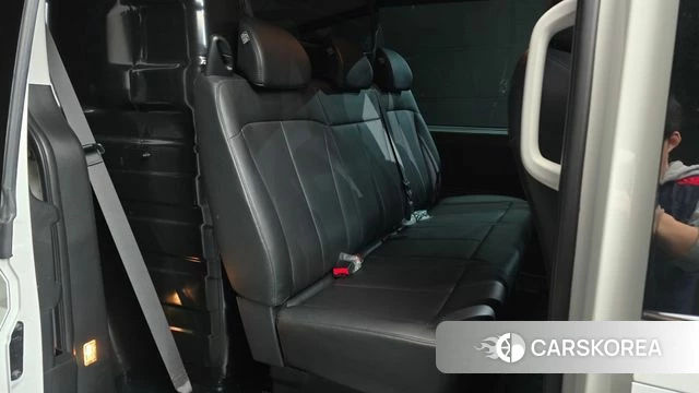 Hyundai Staria 2024 Белый из Кореи, фото 2