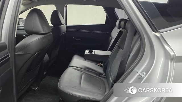 Hyundai Tucson (NX4) 2023 Серебряный из Кореи, фото 2