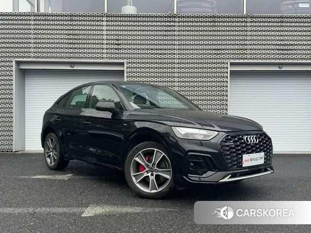 Audi Q5L 2023 Черный из Китая, фото 2