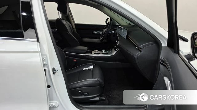 Genesis GV70 2025 Белый из Кореи, фото 2