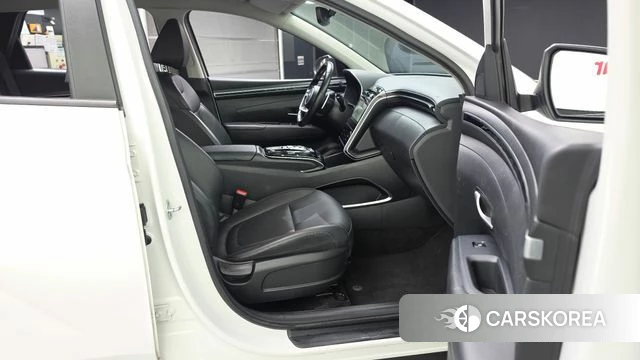 Hyundai Tucson (NX4) 2022 Белый из Кореи, фото 2