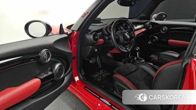 Mini Cooper S 2019 Красный из Кореи, фото 2
