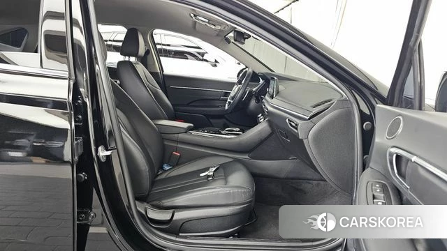 Hyundai Sonata (DN8) 2022 Черный из Кореи, фото 2
