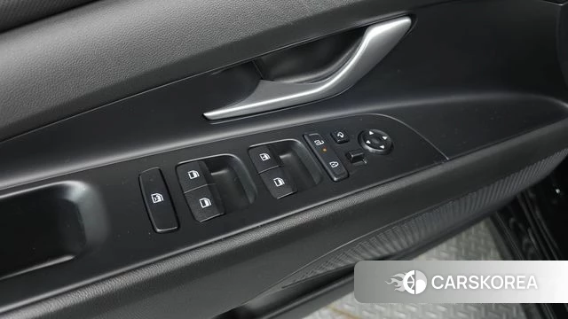 Hyundai The New Avante (CN7) 2023 Черный из Кореи, фото 2