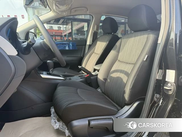 Nissan Sylphy 2026 Черный из Китая, фото 2