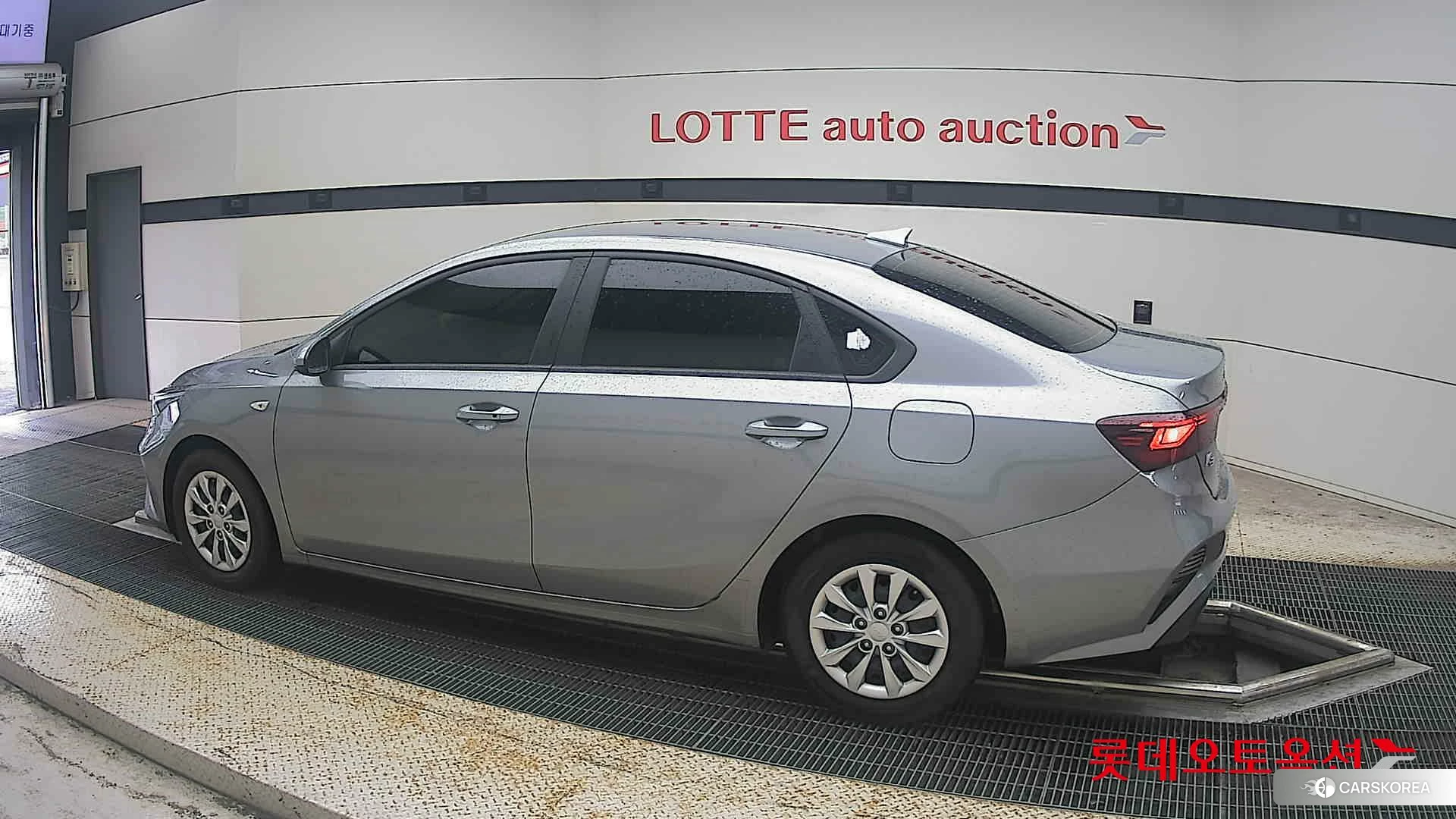 Kia K3 2023 Steelgray из Кореи, фото 2