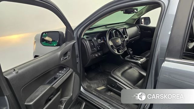 Chevrolet (GM Daewoo) Real New Colorado 2022 Серый из Кореи, фото 2