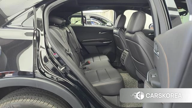 Cadillac XT4 2021 Черный из Кореи, фото 2