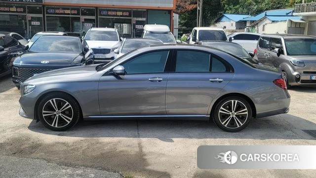 Mercedes-Benz E-Class W213 2020 Серый из Кореи, фото 2