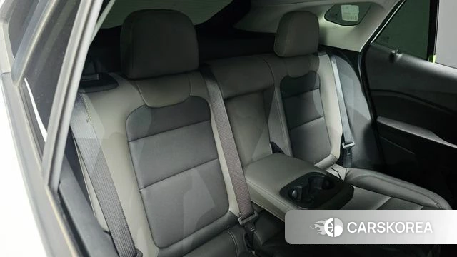 Chevrolet (GM Daewoo) Trax Crossover 2023 Белый из Кореи, фото 2