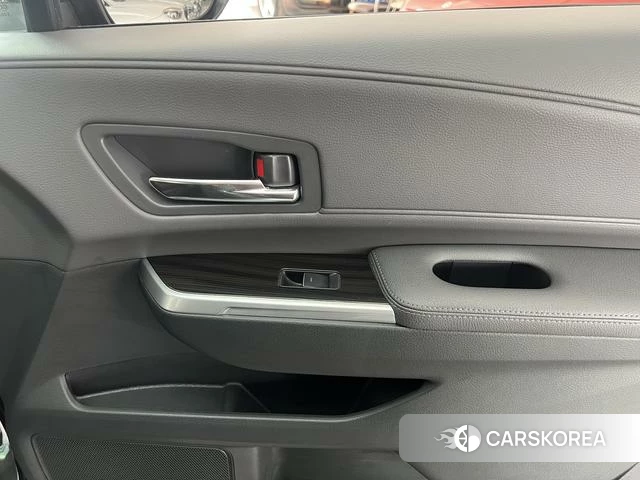 Toyota Granvia 2024 Черный из Китая, фото 2