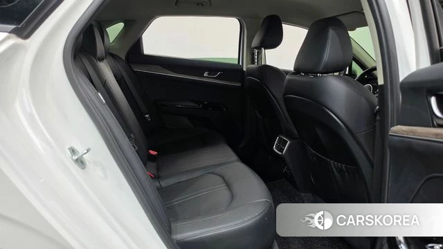 Kia K5 3rd generation 2022 Белый из Кореи, фото 2