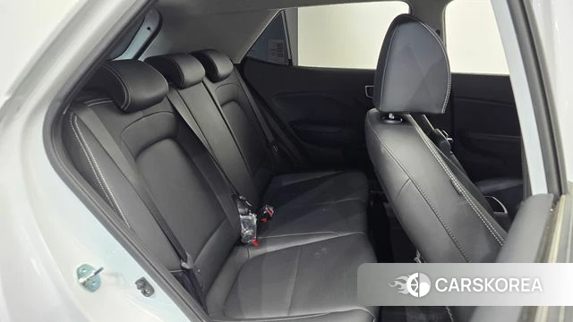 Hyundai Venue 2025 Белый из Кореи, фото 2
