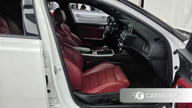 Kia Stinger 2019 Белый из Кореи, фото 2