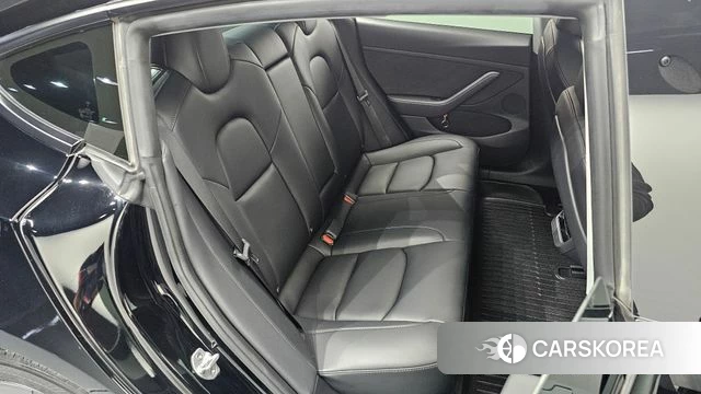 Tesla Model 3 2022 Черный из Кореи, фото 2