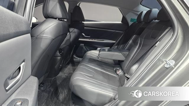 Hyundai The New Avante Hybrid (CN7) 2023 Темно-зеленый из Кореи, фото 2