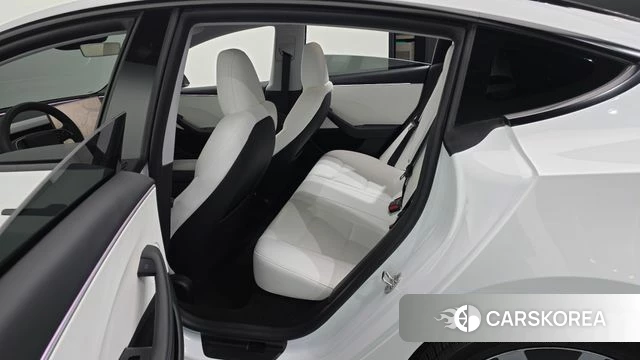 Tesla Model 3 id 5045904 из Кореи 2