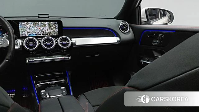 Mercedes-Benz GLB-Class X247 2023 Белый из Кореи, фото 2