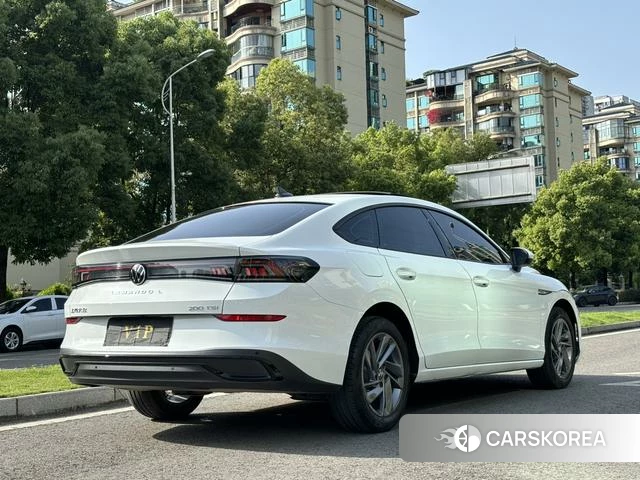 Volkswagen Lamando 2024 Белый из Китая, фото 2