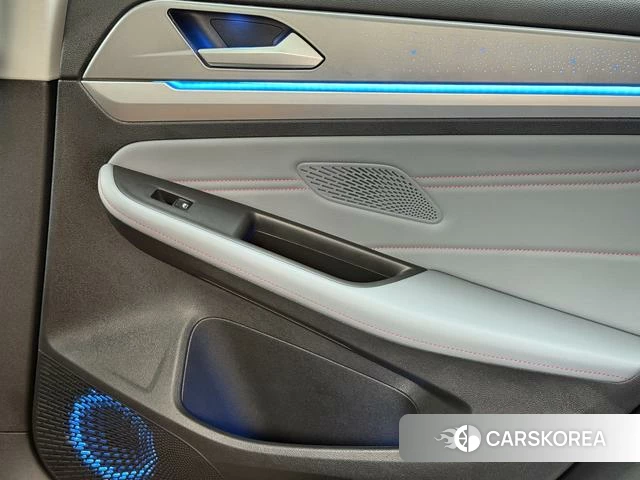 Volkswagen Lamando 2024 Темно-серый из Китая, фото 2