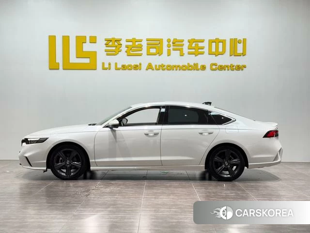 Honda Inspire 2024 Белый из Китая, фото 2