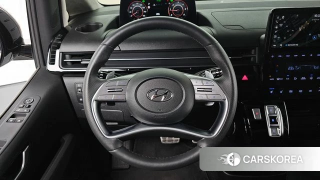 Hyundai Staria 2022 Белый из Кореи, фото 2