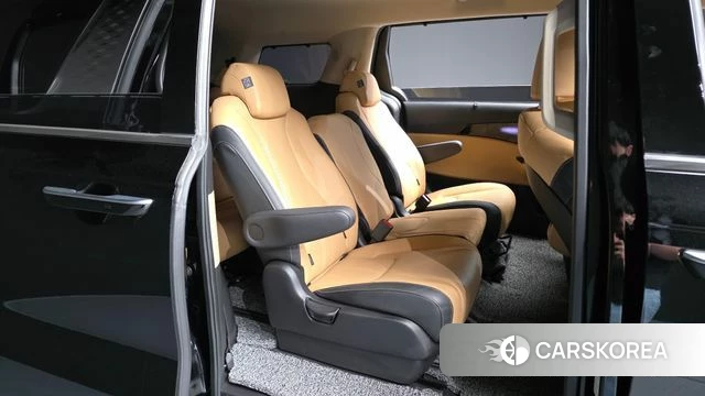 Kia Carnival 4th generation 2023 Черный из Кореи, фото 2