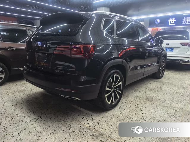 Volkswagen Tharu 2022 Черный из Китая, фото 2