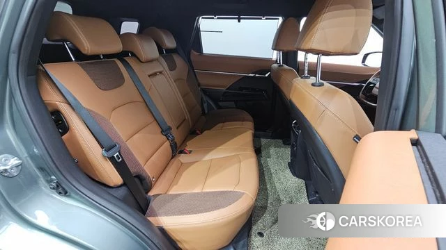 Ssangyong Torres 2024 Зеленый из Кореи, фото 2