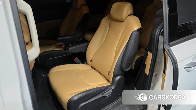 Kia Carnival 4th generation 2021 Белый из Кореи, фото 2