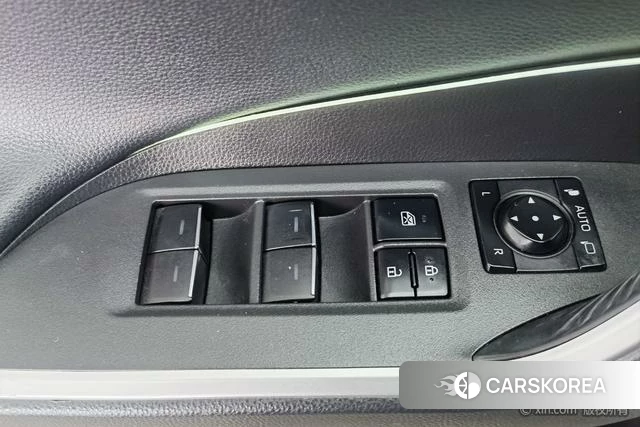 Toyota Wildlander 2023 Белый из Китая, фото 2
