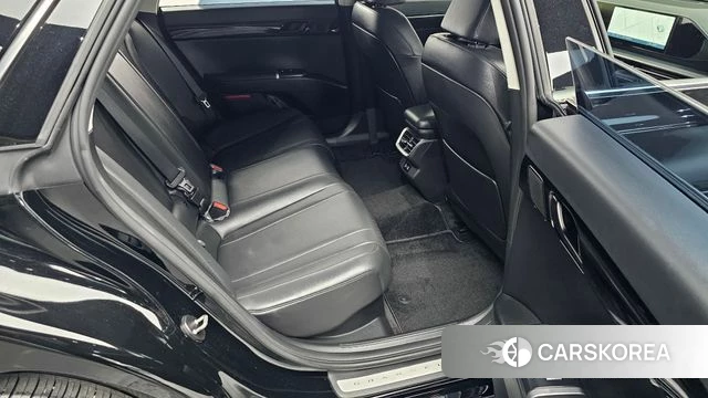 Hyundai Grandeur Hybrid (GN7) 2023 Черный из Кореи, фото 2