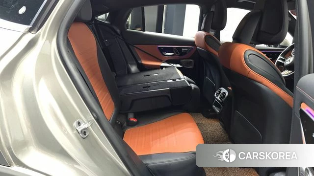Mercedes-Benz GLC-Class X254 2024 Песочный из Кореи, фото 2