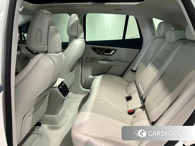 Mercedes-Benz EQE SUV X294 2026 Белый из Кореи, фото 2